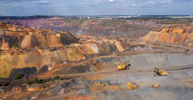 Large Scale Mines In Africa