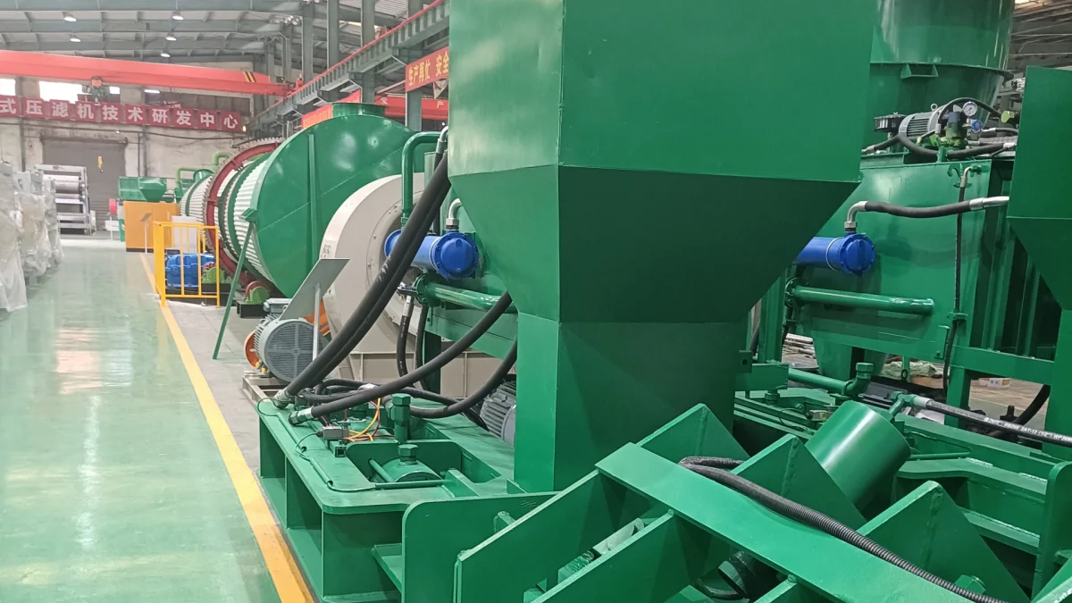 Core Equipment For Intelligent Peat Production Line